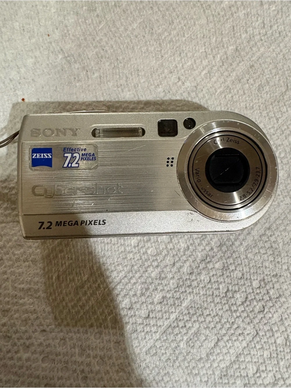 Sony Cyber-shot 7.2MP Digital Camera Carl Zeiss Vario-Tessar Tested Working